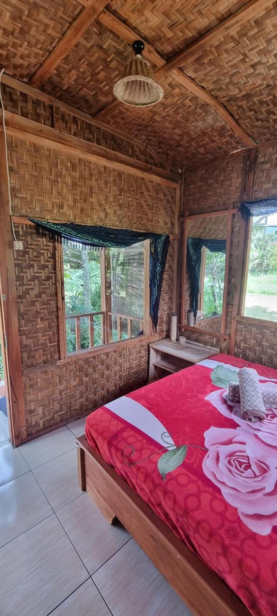 Tetebatu Hostel Rum bild